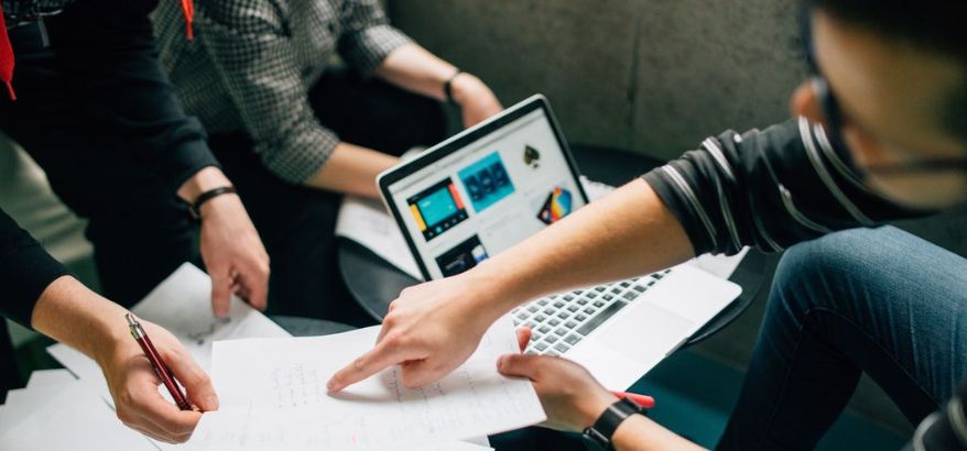 AI sebagai Alat Bantu Pendidikan di Era Digital