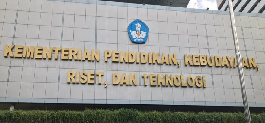 Membangun Pembelajaran Lewat Teknologi untuk Kemajuan Pendidikan
